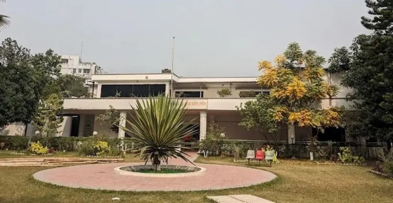 প্রবাসীদের জন্য ২০০ টাকায় থাকার ব্যবস্থা, তবুও ফাঁকা ঢাকা ওয়েজ আর্নার্স সেন্টার